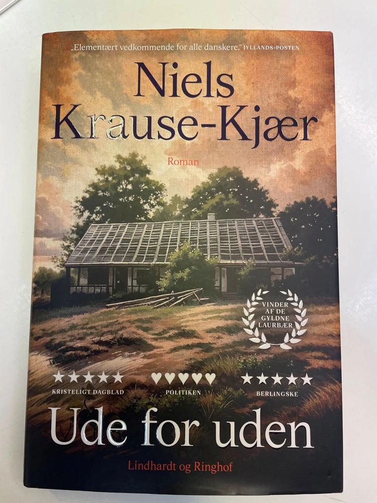 Romanen Ude for uden har fået mange fine anmeldelser og er blevet tildelt den prestigefyldte litteraturpris De Gyldne Laurbær. Foto: Anne Wolfenberg
