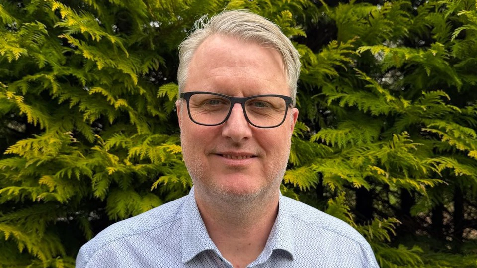 BJ-Agro har suppleret sig med Klaus Arnegaard, der de seneste 10 år har samlet virksomheder til forskellige netværk med fokus på udvikling. Foto: BJ-Agro