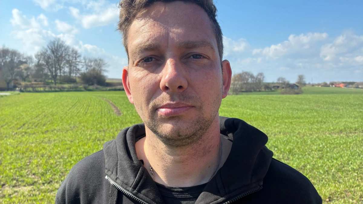 - Vi har øjeblikkeligt stoppet fodringen, lyder det fra Kent Nielsen, der ellers sammen med andre aktivister har fodret dyr i Molslaboratoriet gennem en længere periode uden ejernes tilladelse. Privatfoto