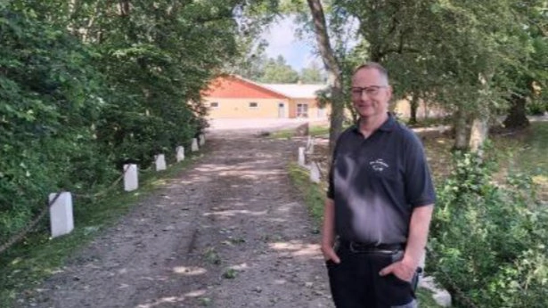 Sidste år fik Jens Michaelsen i Dybvad renoveret 220 farestier. PR-Foto