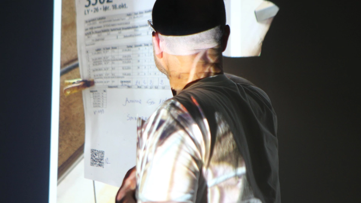 Stefan Leander, der kalder sig for Dyrenes Detektiv, og som leverede materiale til TV 2's første dokumentar »Hvem passer på grisene«, løftede for nylig sløret for, hvilke produktionsformer han vil prioritere i den nærmeste fremtid. Især økologien, som er anbefalet af Dyrenes Beskyttelse, kommer til at stå for skud. Foto: Anne Wolfenberg