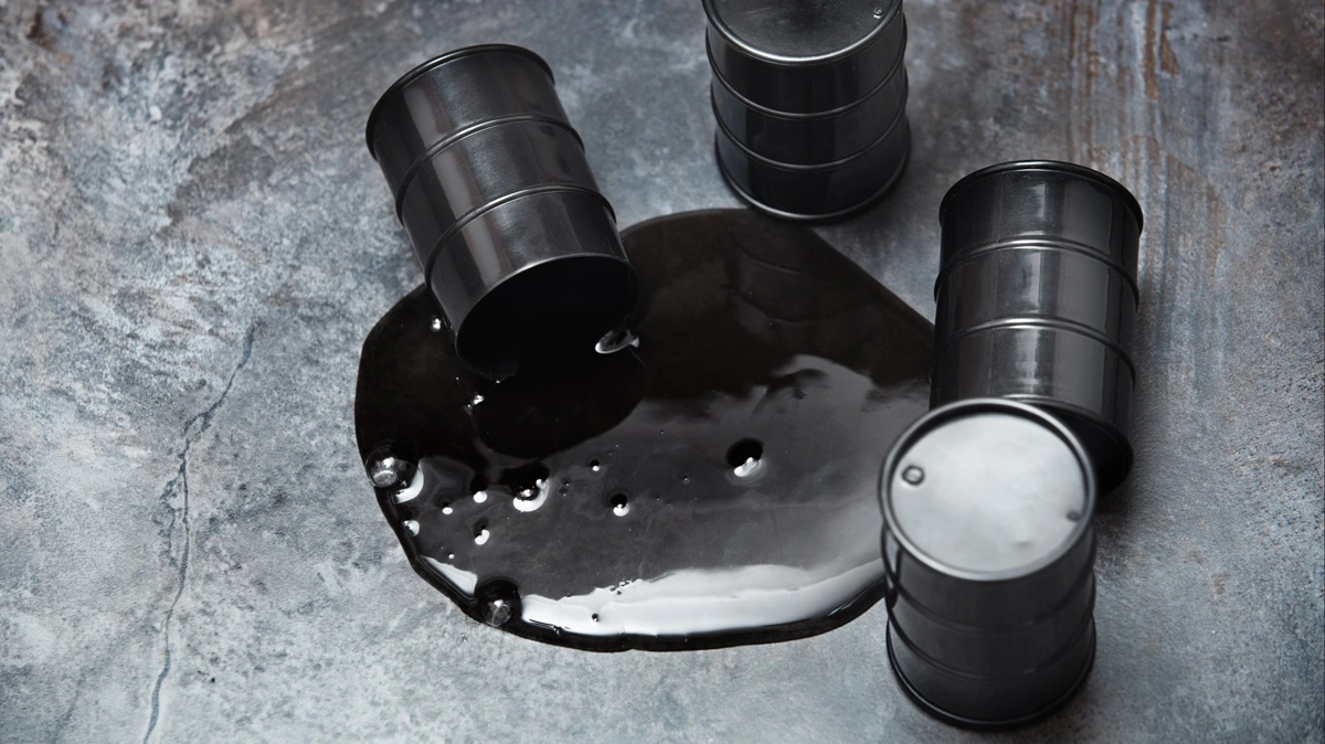 Råolie udgjorde godt 67 procent af den samlede import af sårbare produkter i 2024, skriver Danmarks Statistik. Foto: Colourbox