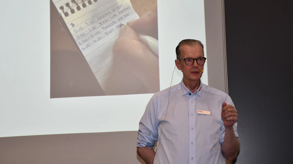Ifølge Anders Peter Andersen kan selv meget svage strømspændinger påvirke grisene. Foto: Camilla Bønløkke