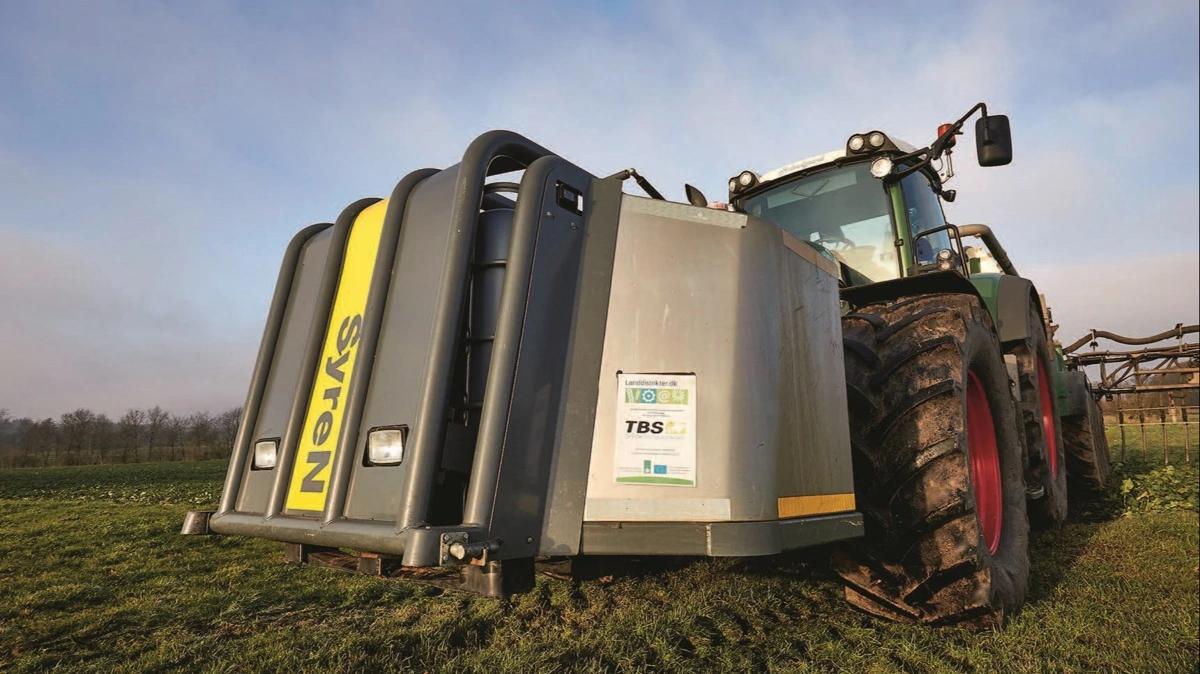 Når dieselprisen stiger, gør regningen det samme. Maskinstationer er blandt dem, der nu må sende de øgede omkostninger videre. Foto: DM&E
