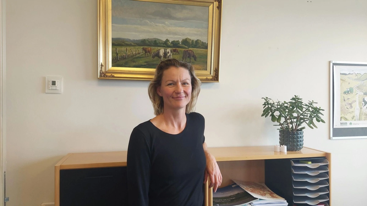 - I stedet for kun at se begrænsninger som kvælstofregulering vil vi undersøge, hvordan omstillingen kan skabe nye muligheder for både erhverv og lokalsamfund, siger projektansvarlig Julie Müller fra Fjordland. Fotos: AgriKom