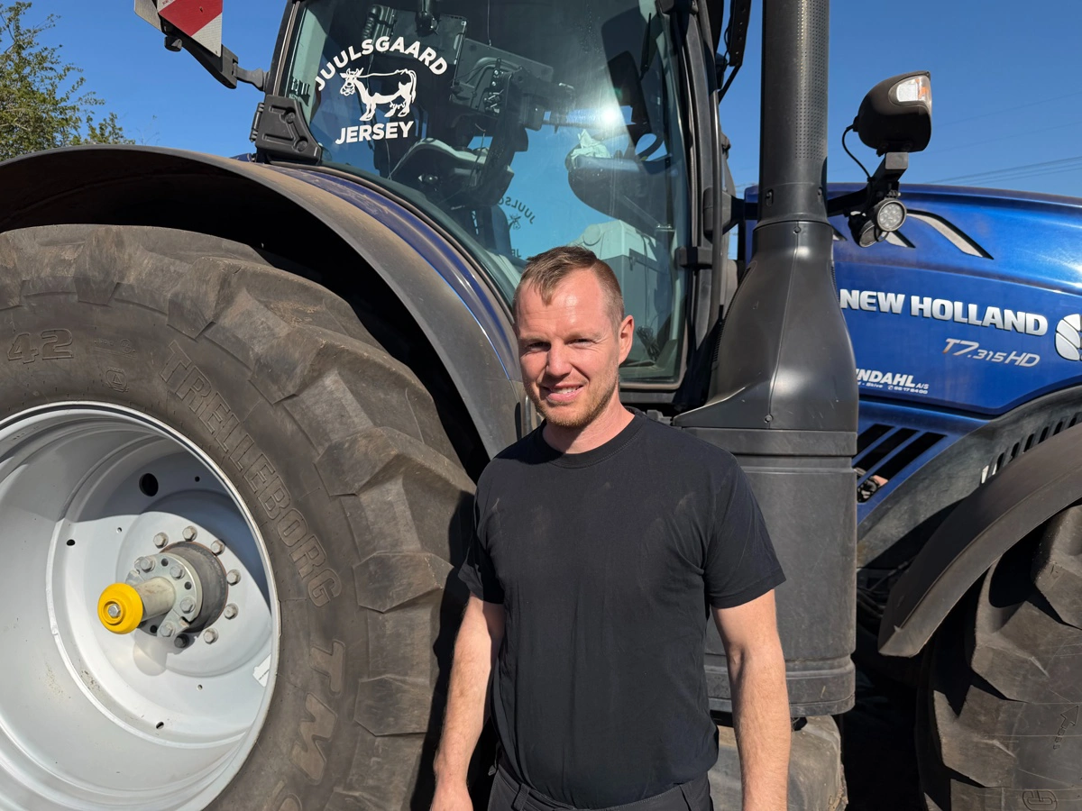 34-årige Daniel Juul har været selvstændig mælkeproducent i Himmerland siden 2016. 