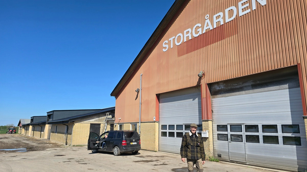 Peter Kiær driver Storgården med en griseproduktion og planteavl.
