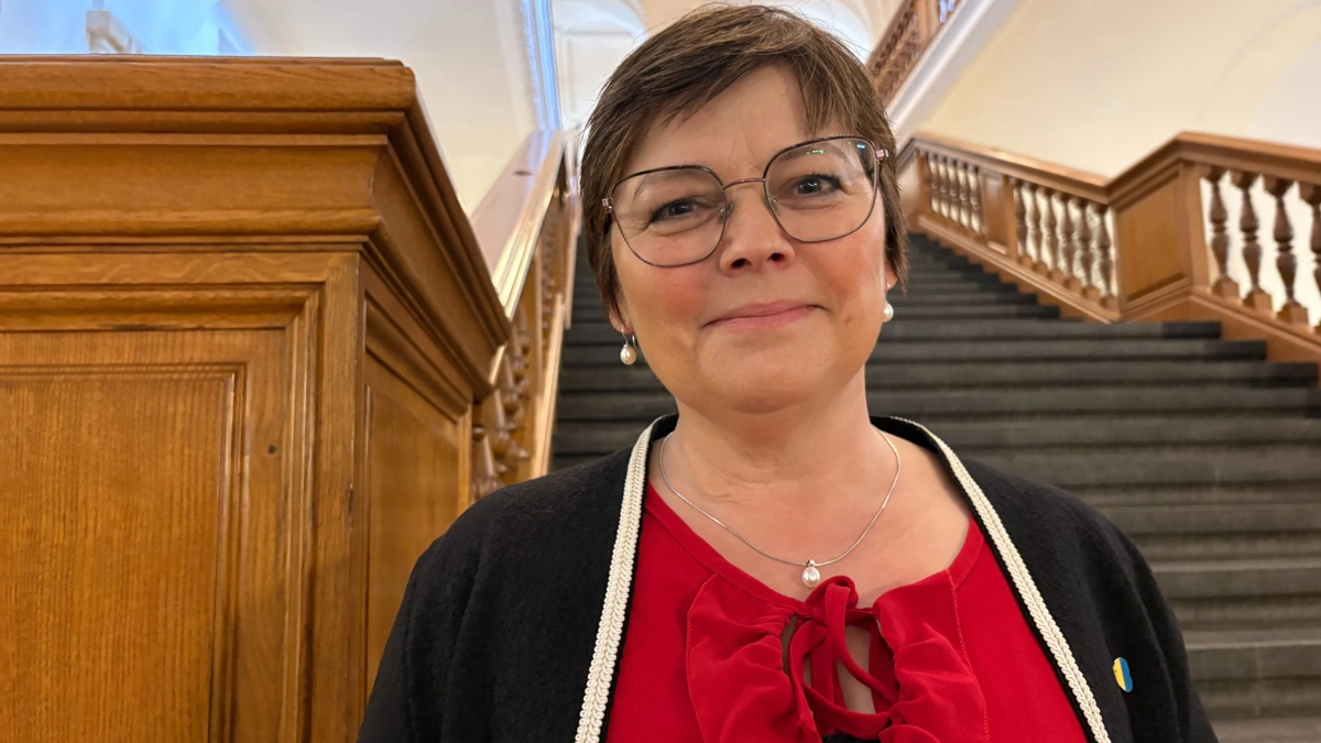 - Hvis du spørger mig, skal midlerne målrettes sådan noget som natur og egnsudvikling fremfor at fungere som direkte førtidspension til landmænd, siger Europa-parlamentariker Marianne Vind (S).