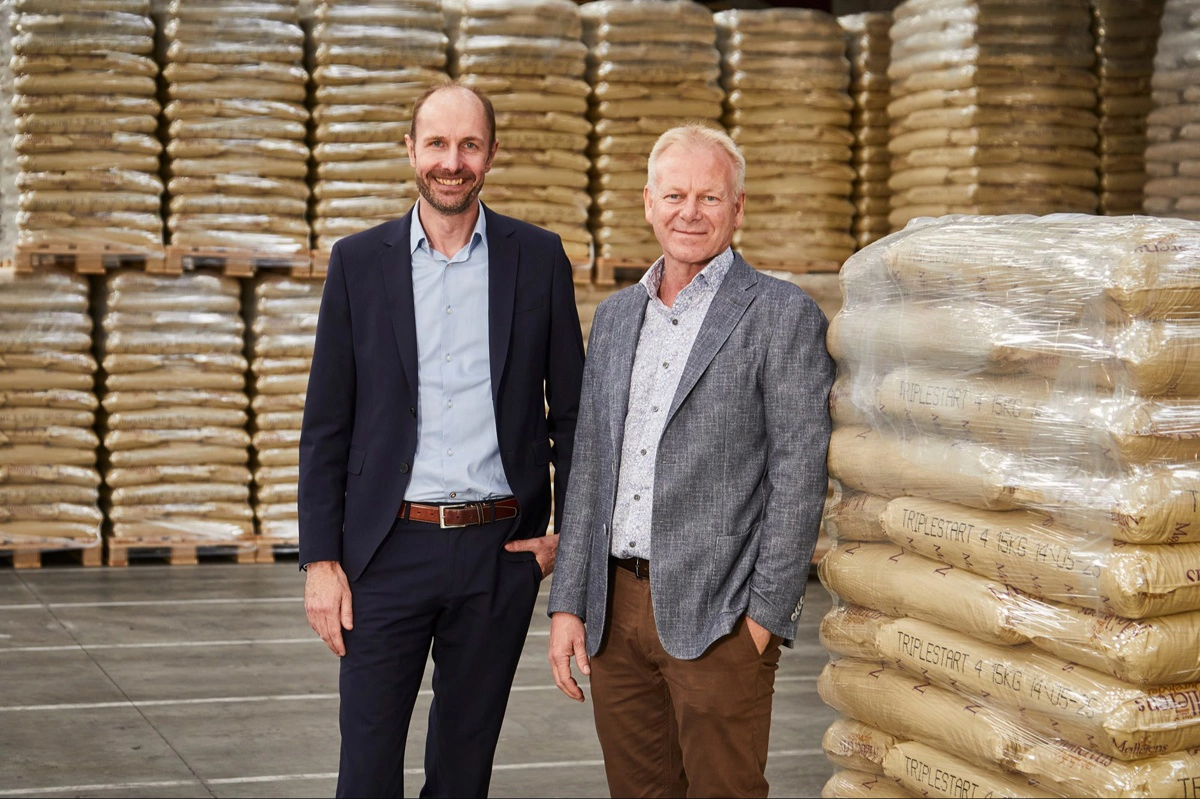 Fra venstre: Henrik Holm, finansdirektør og Henrik Hedegaard, adm. direktør i HK Koncernen.