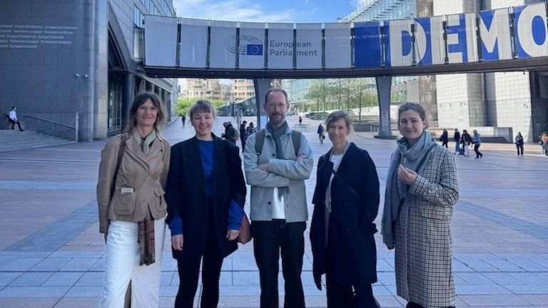 En grøn alliance fra Danmark på besøg i Bruxelles. Fra venstre ses Sybille Kyed fra Økologisk Landsforening, Hanne Lyng Winter fra Dansk Vegetarisk Forening, Morten Ejrnæs fra Danmarks Naturfredningsforening, Sophie Hastrup Christensen fra Dyrenes Beskyttelse samt Stella Staunstrup fra Plantebranchen.