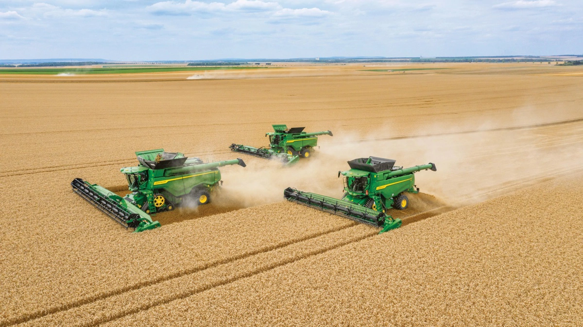 John Deere opdaterer mejetærskerne i T5/T6-, S7- og X9-serierne for modelår 2027. Fokus er især på mere automatik, bedre afgrødeflow og større kapacitet i høsten. Pressefoto