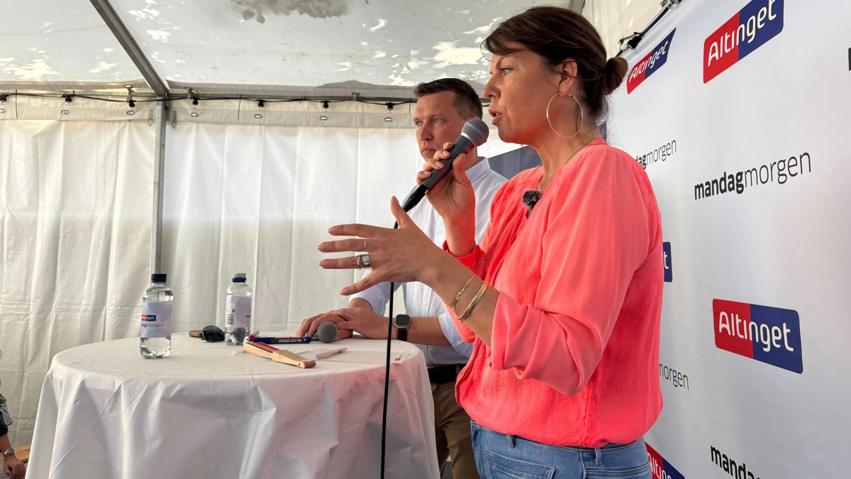 Franciska Rosenkilde forsøgte på flere måder at række hånden ud til landbruget ved fredagens debat – der dog også afslørede markante krav til Søren Søndergaard og L&F-formandens branche. Foto: Christian Ingemann