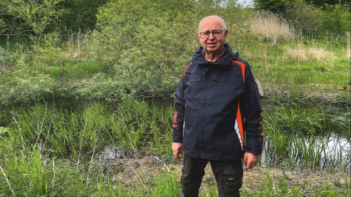 Bredejer Per Eriksen er blandt de 59 bredejere, der har fået medhold i klagen over Ringsted Kommunes nye regulativer for Ringsted Å. Nu håber han, at afgørelsen kan bane vej for bedre afvanding og færre oversvømmede marker. Foto: Bæredygtigt Landbrug