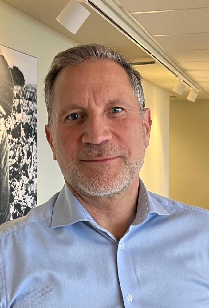 Adm. direktør i Nordic Sugar, Jannik Olejas, peger på, at lave priser kan få dyrkere til at vælge andre afgrøder og dermed dæmpe udbuddet på sigt.