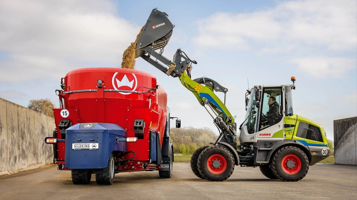 Den elektriske Torion 537e Sinus er målrettet stalde og gårdspladser, hvor lav støj og emissionsfri drift er en fordel. Sinus-styring giver en venderadius på 3,52 meter. Pressefotos