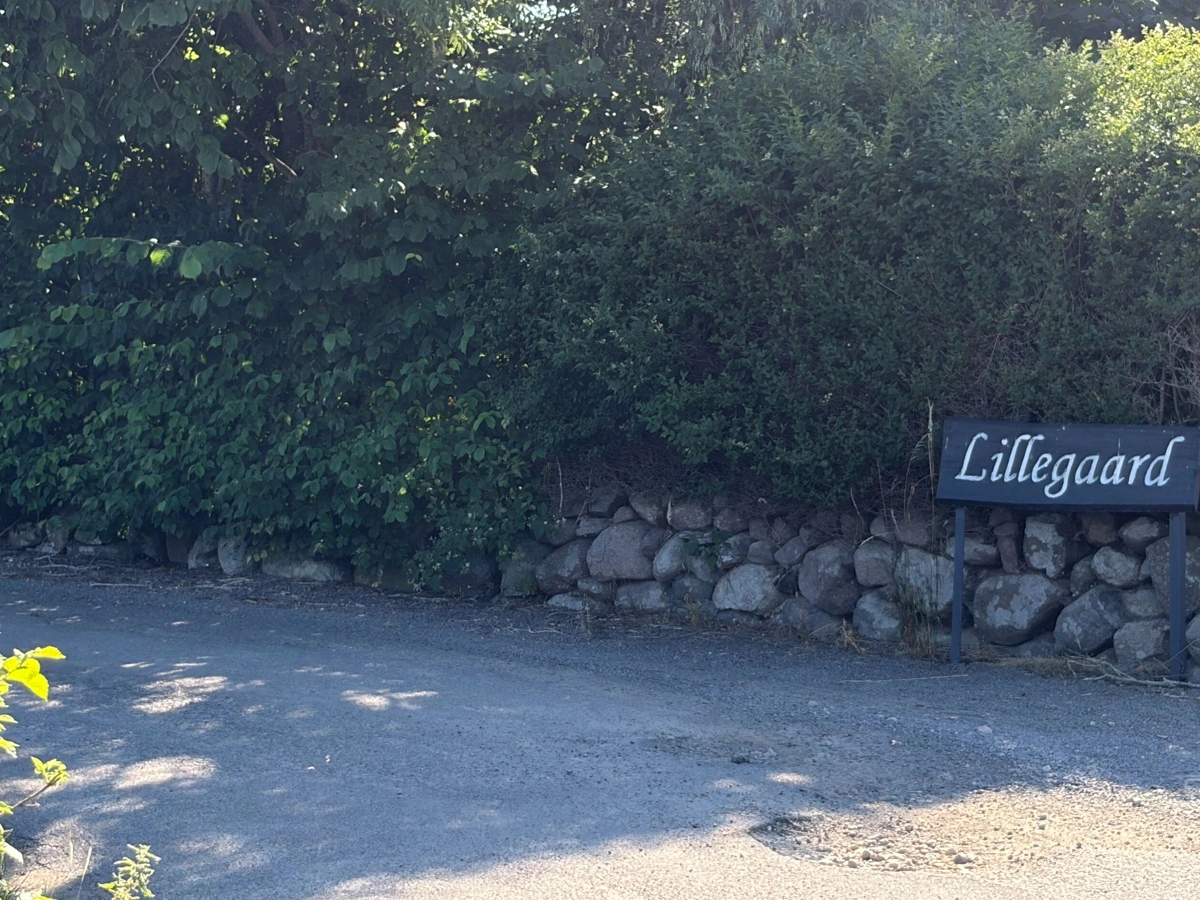 Planerne er, at Lillegaarden ved Vestermarie på Bornholm fortsat skal udvikles og følge med tiden.