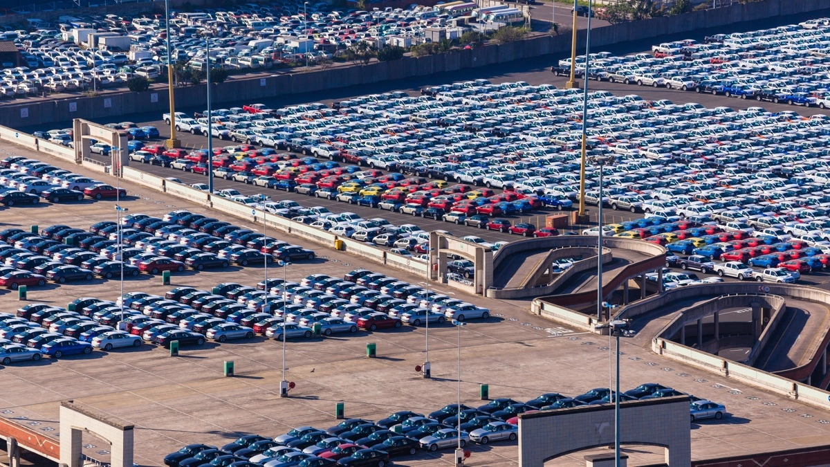 Bølgen over mod elbiler har været smertefuld ind til nu for den tyske bilindustri. Det har investorerne ligeledes kvitteret for i aktiekurserne. Foto: Colourbox