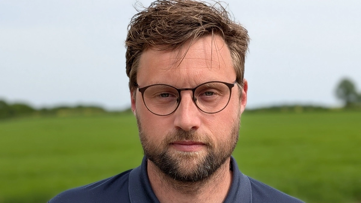 Ifølge formanden for Bæredygtigt Landbrug, Niels Hauge Mikkelsen, betyder kvælstofreguleringen, at landbruget skal holde for hele samfundet og dets udvikling. - Det giver jo ingen mening, erklærer han. Arkivfoto: Morten Ipsen