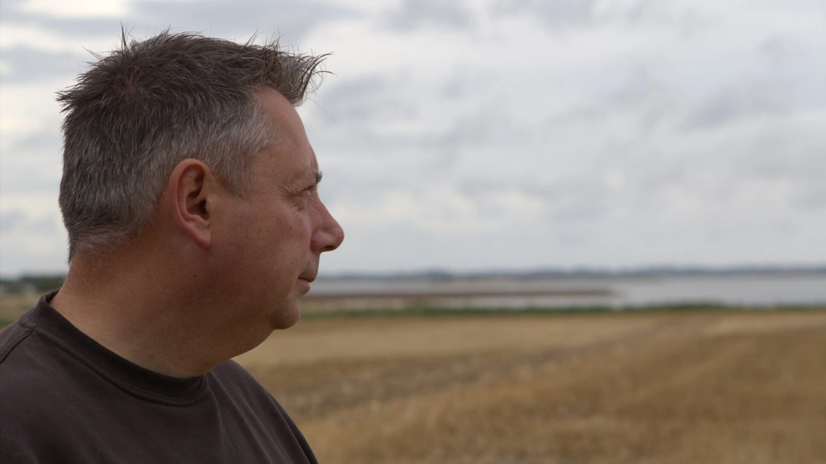 Dennis Stentebjerg Hansen regner med, at Hofmansgave kan planlægge sig ud af de foreløbige kvælstofkrav. Som medlem af Den Lokale Trepart for Odense Fjord tvivler han til gengæld på, at arealomlægningen omkring fjorden når i mål. Fotos: Morten Ipsen