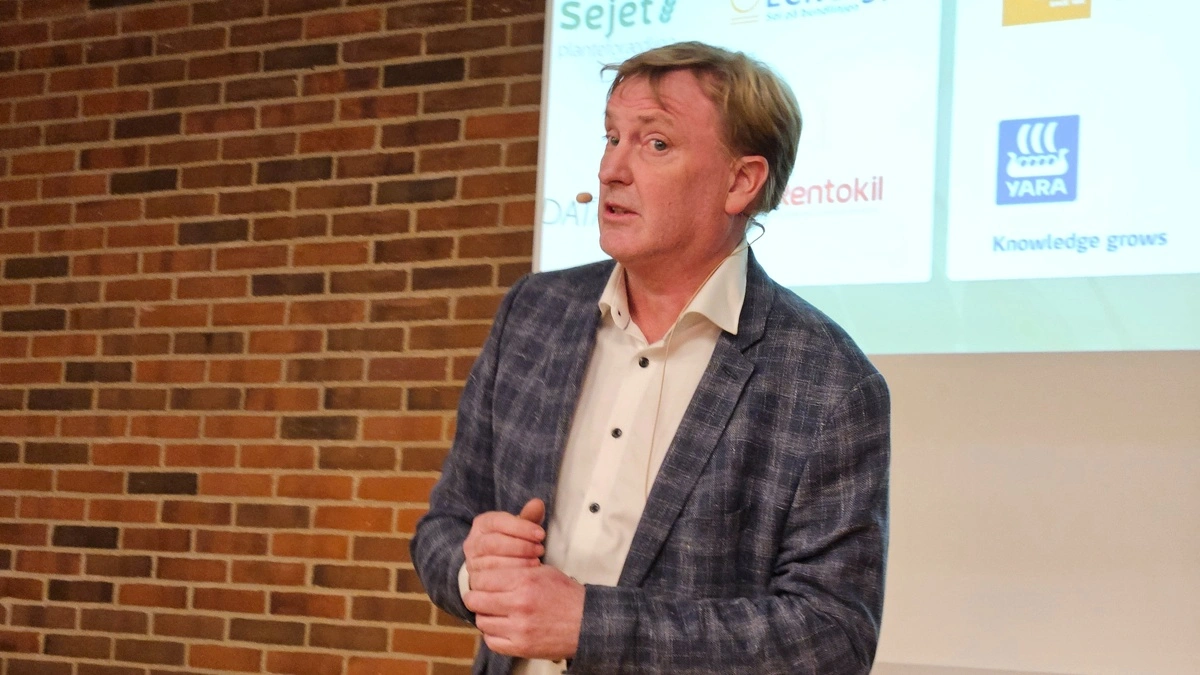 Svend Brodersen, ejer af Gram Slot, vurderer, at bedriften kan fortsætte produktionen trods de skærpede kvælstofkrav – men efterlyser mere tid og et bedre fagligt grundlag. Arkivfoto.