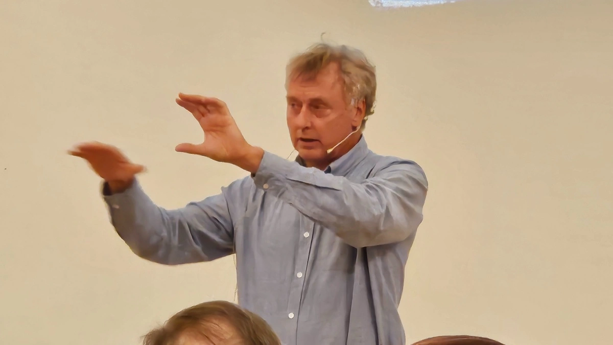 Stiig Markager, miljøprofessor ved Institut for Ecoscience under Aarhus Universitet, har i årevis været en markant stemme i kvælstofdebatten. Tirsdag cirkulerede demonstrerende traktorer udenfor professorens kontors vinduer på Aarhus Universitet. Arkivfoto