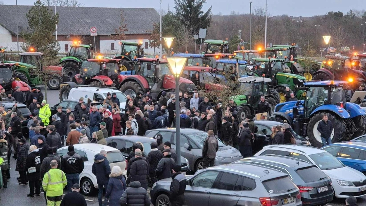Ifølge tidligere formand for Bæredygtigt Landbrug, Flemming Fuglede, er traktordemonstrationerne slet ikke slut endnu. Arkivfoto: Tenna Bang