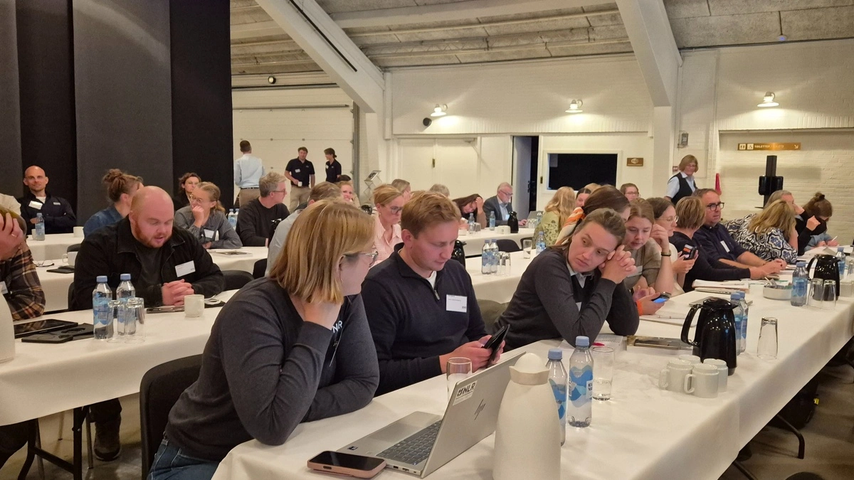 Deltagerne på årets fodringsdag blev blandt andet klogere på proteinforsyningen til malkekøer. Foto: Tenna Bang