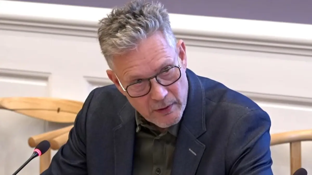Torsten Gejl (ALT) efterlyste under samråd om Bovaer, at minister for natur- og dyrevelfærd, Christian Rabjerg Madsen (S), bliver mere dyrevelfærdsminister og mindre klimaminister. Foto: ft.dk