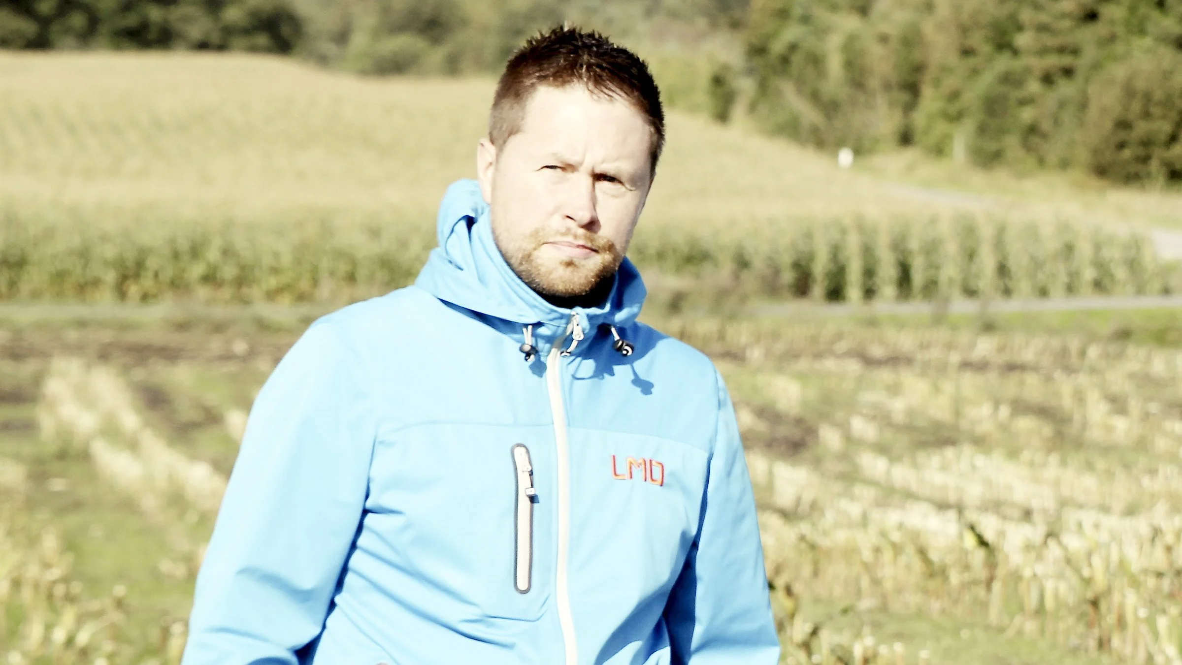 Planteavlskonsulent Brian Bastrup Søndergaard, LMO minder om, at roens tørstofindhold og evne til at mindske andelen af vedhængende jord, er vigtige parametre i valget af roesort. Foto: Henriette Lemvig