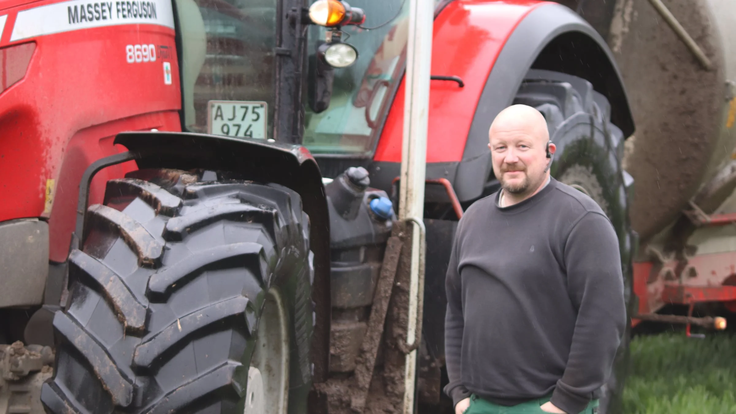 Markmand Peter Hansen har arbejdet snart fem år hos brødrene Ulriksen. 