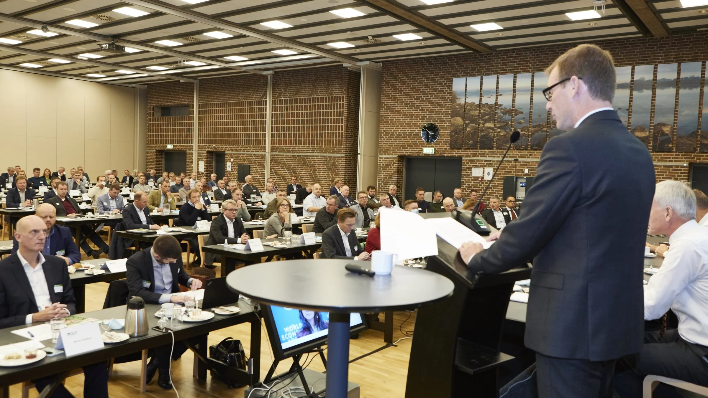 På årets generalforsamling i DLF rettede bestyrelsesformand Christian Høegh-Andersen kritik mod de europæiske og danske myndigheders modstræbende tilgang til godkendelse af vigtige redskaber i branchen. | Foto: Erik Hansen. 