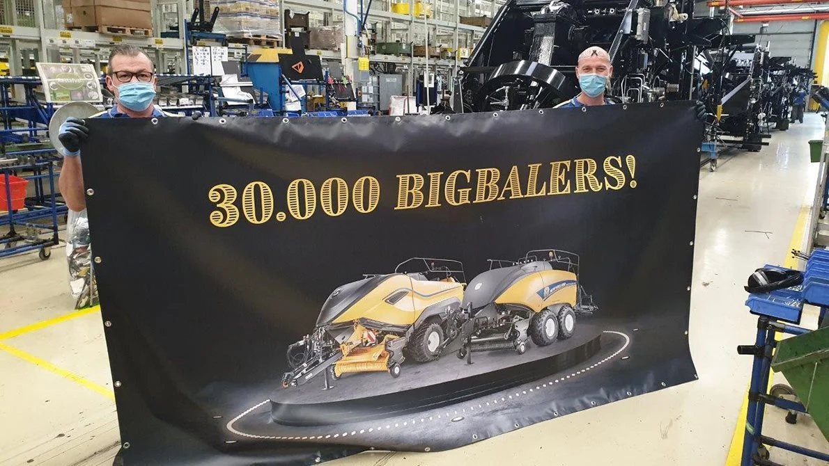 New Holland har netop produceret 30.000 storballepressere af BigBaler 1290 Plus. Produktionen af storballepressere startede tilbage i 1987 på New Hollands høstfabrik i Zedelgem i det nordvestlige Belgien.