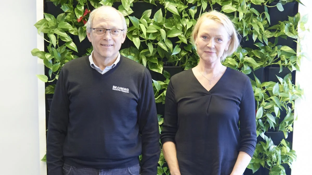 BK Nord har stor succes med tværfaglige samarbejder. Det er direktøren, Bente Søgaard og bygningskonsulent Robert Pedersens indtryk, at landmanden er glad for det tværfaglige samarbejde i byggeprocessen. Fotos: Tenna Bang