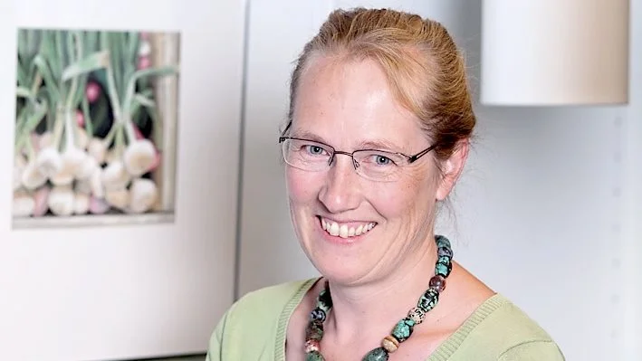 - Da noteringen var i bund og andre sparede på vaccinerne, valgte Søren Sørensen at gå mod strømmen og vælge vaccinerne til, fortæller svinefagdyrlæge Ida Friis Overgaard fra LVK.