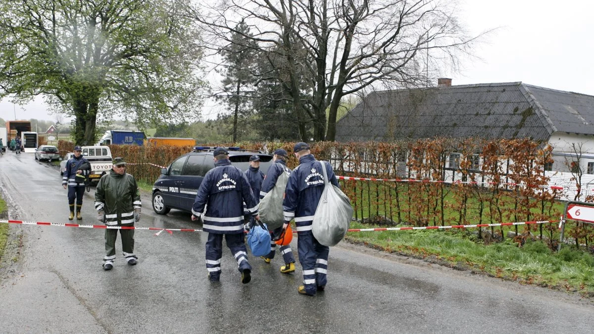 13 gange har myndigheder måttet rykke ud og aflive fjerkræ efter fund af fugleinfluenza de seneste måneder. Situationen er alvorlig, lyder det flere steder fra. 