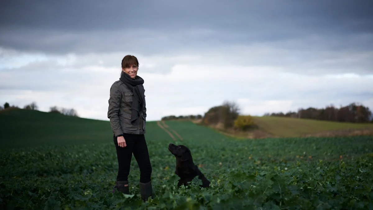 - Det er svært at se rimeligheden i, at et beregnet aftryk for afgrøderne skal stille danske rapsproducenter dårligere helt uden grund, siger den selvstændige rådgiver Dorthe Kappel, der undrer sig over, at sagen ikke har fået mere opmærksomhed hidtil.  Foto: Dorthe Kappel