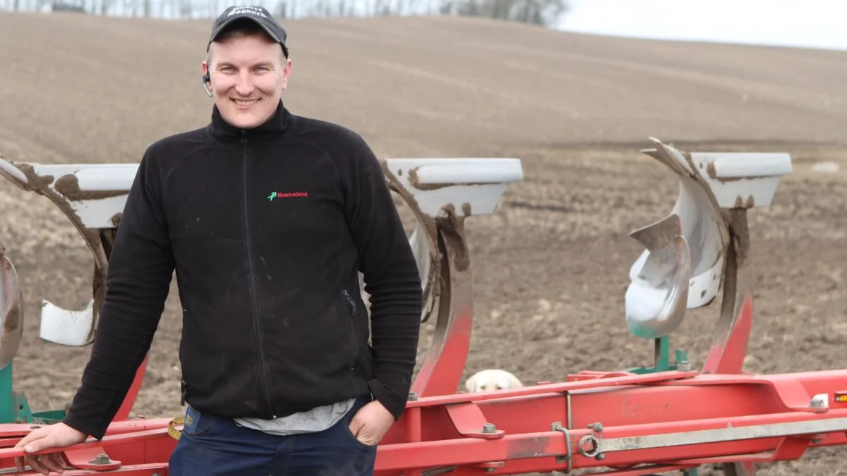 Siden Peter Jørgensen købte sin første traktor i 2017, er opgaverne vokset. Fotos: Christian Carus