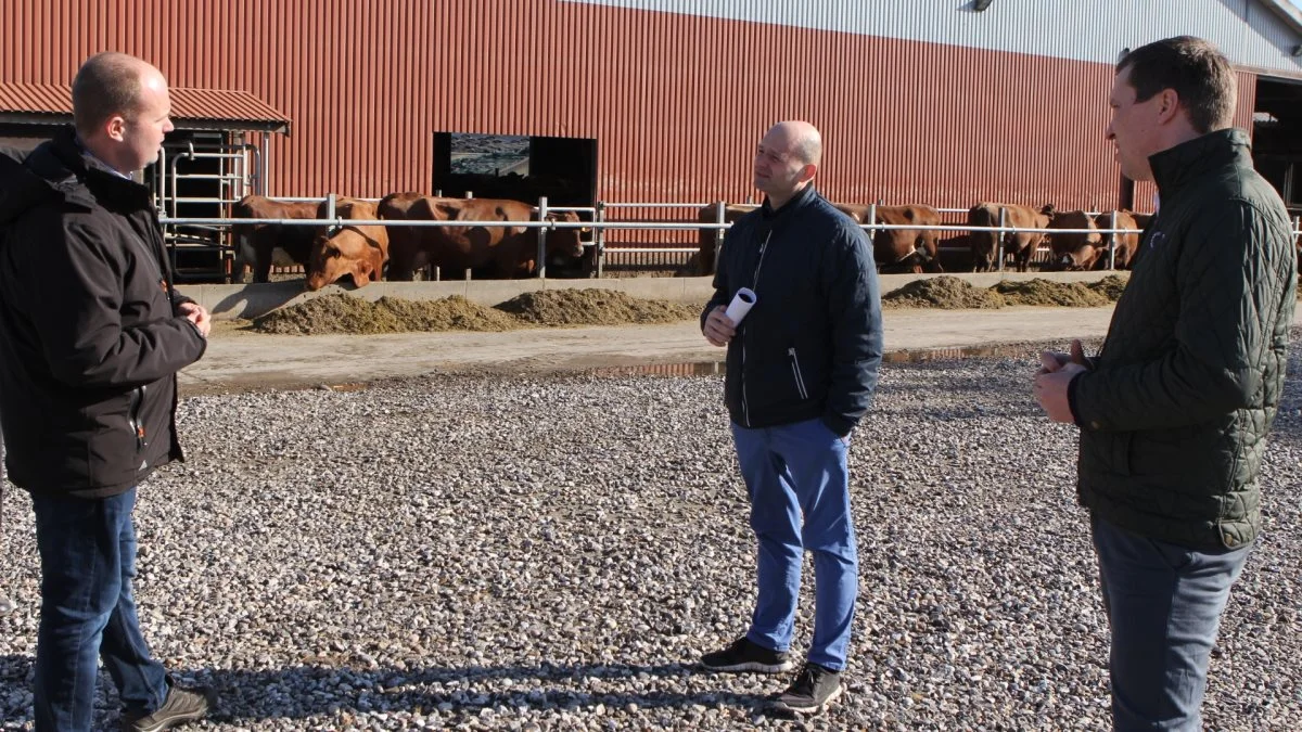 Jakob Gade (tv) og Søren Søndergaard (th) håber på brede og langsigtede aftaler for landbruget.