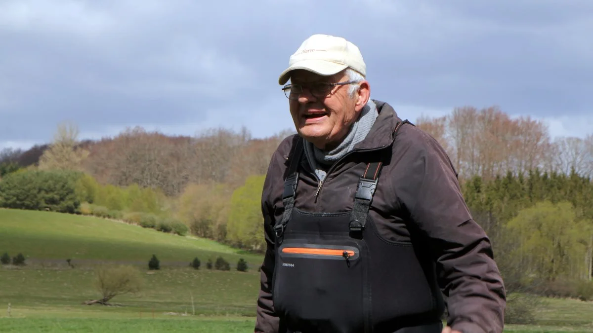 Knud E. Thonke, formand for Øvre Suså Ålaug, håber, at man med ny teknologi kan få foretaget målinger hyppigere og billigere, end det er tilfældet i dag. Foto: Lasse Ege Pedersen