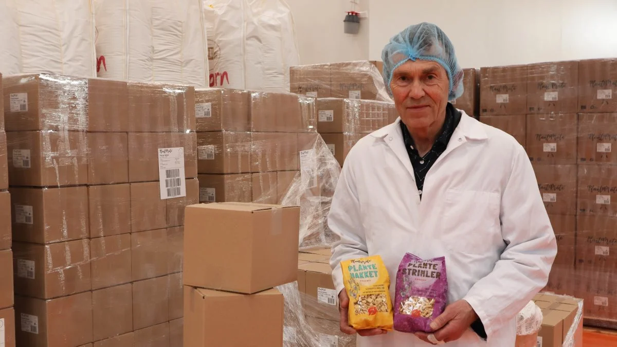 - Det er ikke sådan, at vi skal lukke Danmark ned som fødevareland og have færre arbejdspladser inden for fødevareproduktionen. Vi skal bare havde det forskudt i retningen af mindre kød og mælkeprodukter og mere plantebaseret fødevareproduktion, siger Ulrich Kern-Hansen, direktør for Organic Plant Protein.