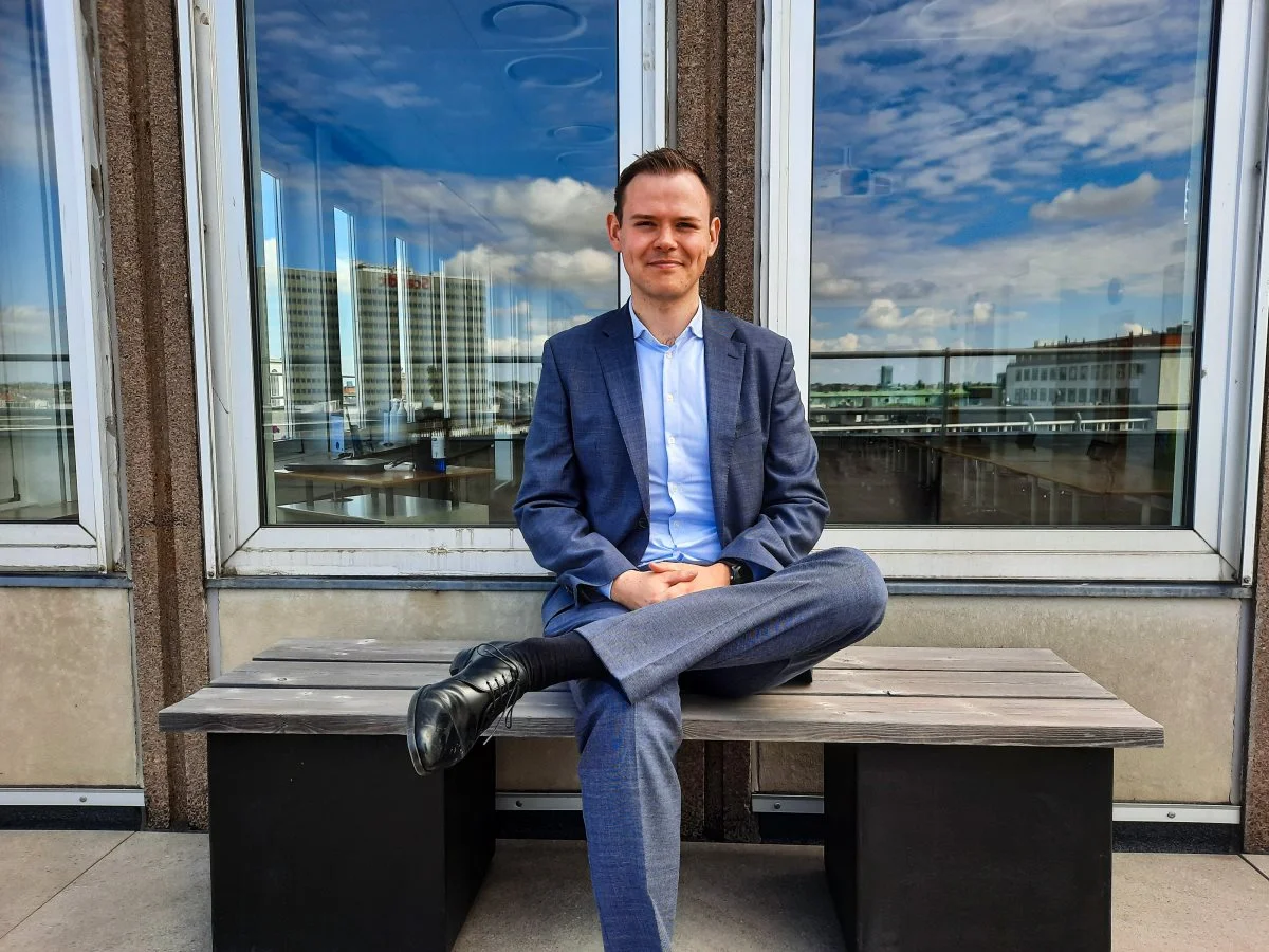 Med snart tre år hos L&F har den 28-årige Chris Borup Preuss fra Gråsten fundet sig godt til rette øverst på Axelborg. Foto: Victor Juul Grønbæk