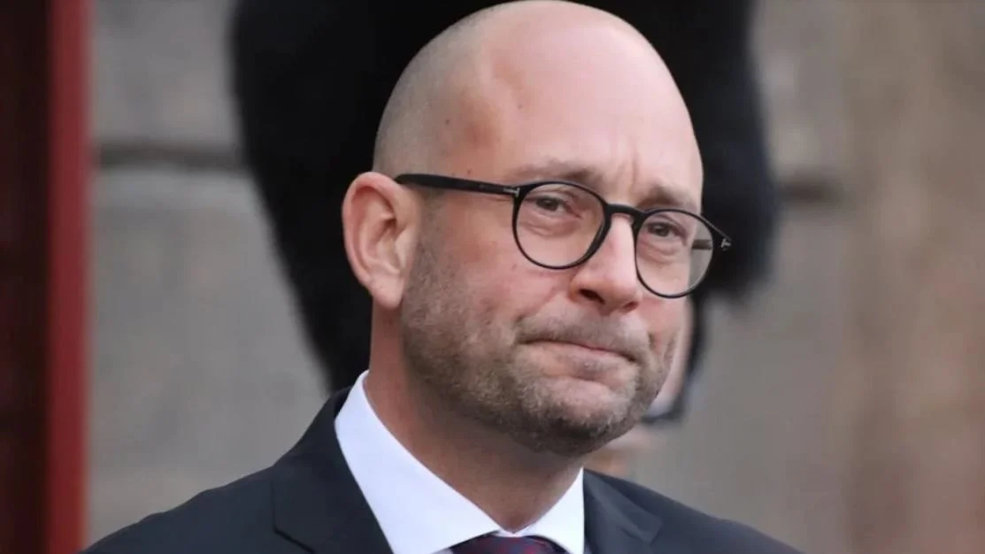 - Lidt ærgerligt. Men sådan er politik, lød fra Fødevare- og landbrugsminister Rasmus Prehn da han måtte rejse hjem fra Bruxelles uden en aftale om landbrugsstøtten.