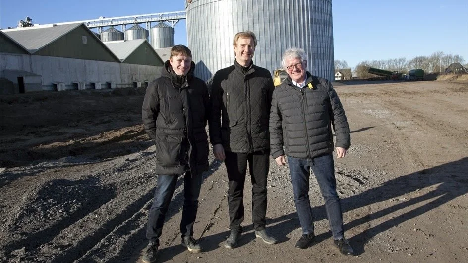 De tre-ben i Mollerup Mølles taburet, Jakob Pedersen, Holger Pedersen og Søren Rathcke. Foto: Karsten Himmelstrup