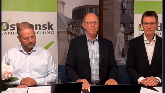 Trioen fra Østdansk Landboforening, der kom på skærmen under den virtuelle generalforsamling på Axelborg. Fra venstre: Dirigent Peter Nyegaard Nissen, formand Ole Elbæk og direktør Torben Flinch.