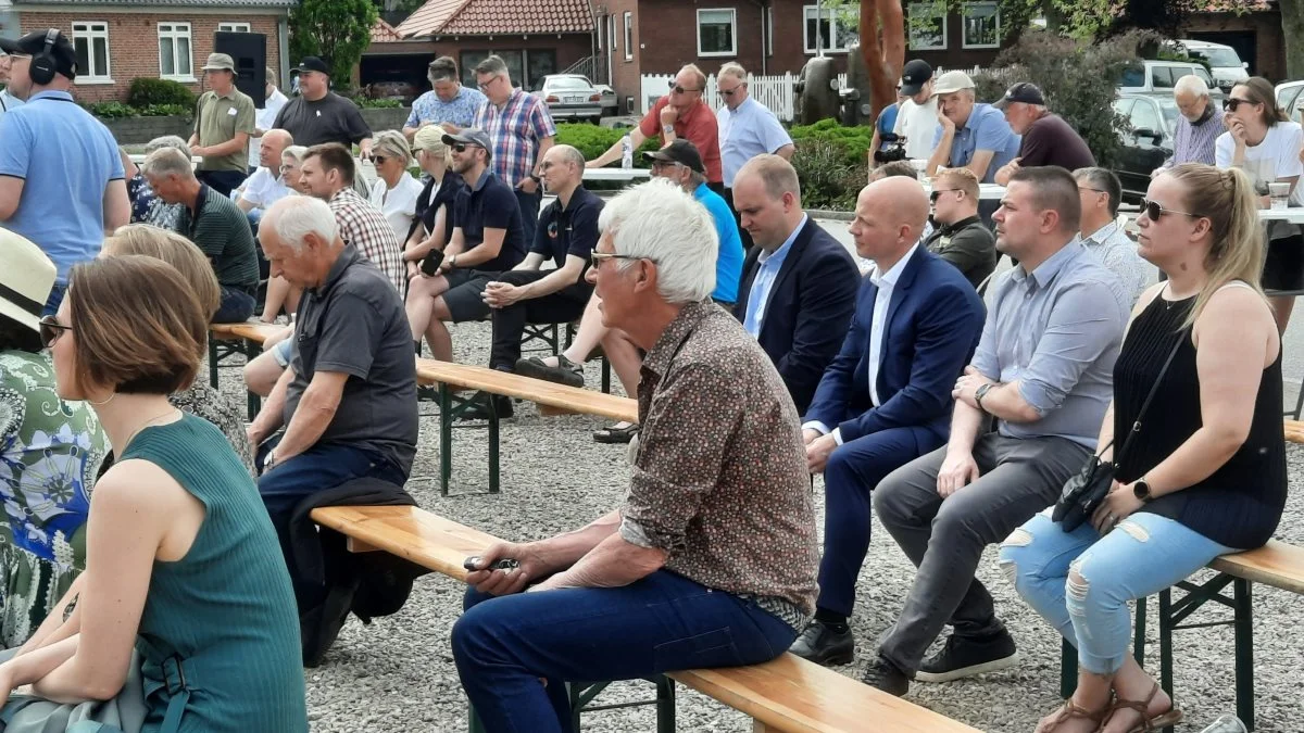 Omkring 60 var mødt op til grundlovsmødet i Agerskov, der var arrangeret af Agerskovgruppen og LandboSyd. Foto: John Ankersen

