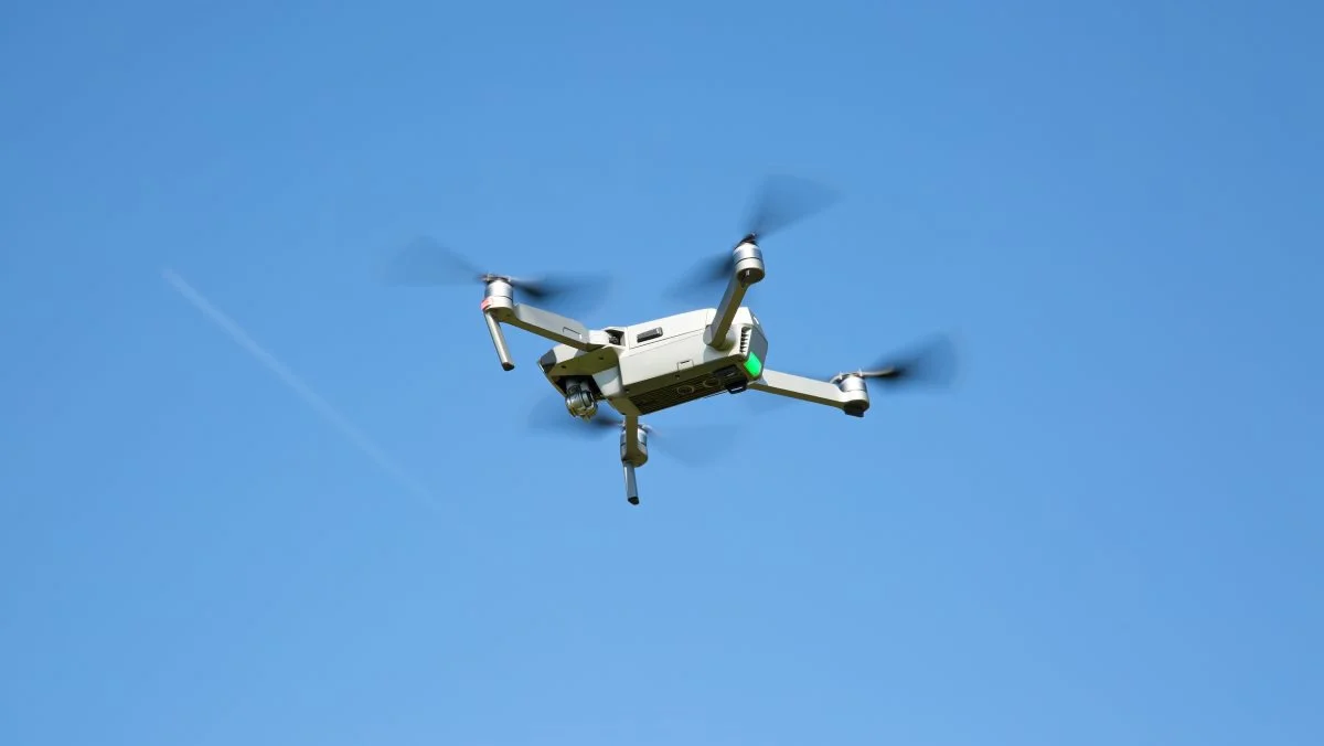 Ved hjælp af dronemonterede geofysiske sensorer, markdata, algoritmer og 3D-software vil partnerne forsøge at revolutionere kortlægningen af tørvejorde i Danmark. Foto: Colourbox.