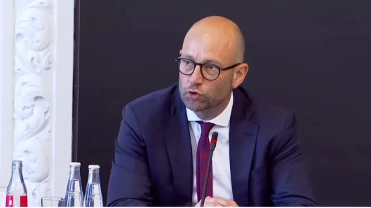 Også selvom man har rent mel i posen, så bliver man udtaget til ekstra kontrol, hvis man har søgt om EU-støtte under forskellige CVR-numre, lyder det fra fødevareminister Rasmus Prehn. 
