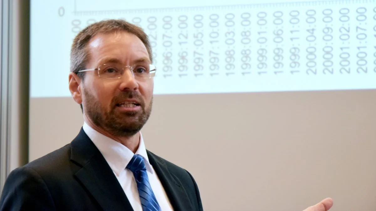 - God økonomi i landbruget er den vigtigste faktor. Mange etablerede landmænd kan således opbygge en fornuftig egenkapital, som betyder, at de er i stand til at kunne overtage andre ejendomme. Og det er det, vi ser ske, siger Klaus Kaiser, erhvervsøkonomisk chef hos Seges. Foto: Morten Ipsen