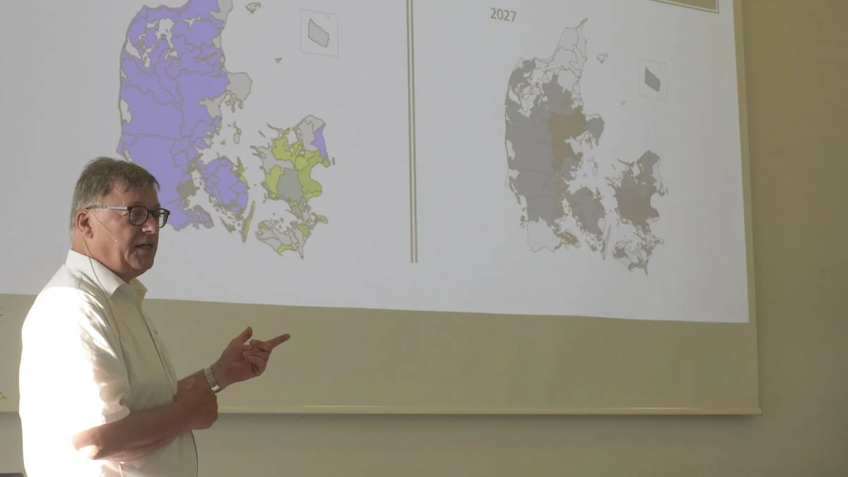 - Jeg synes de nye kvælstofkort er fuldstændig hat og blå briller, sagde Frede Lundgaard Madsen, formand for Landboforeningen Midtjylland ved foreningens generalforsamling i Viborg. Foto: Tenna Bang