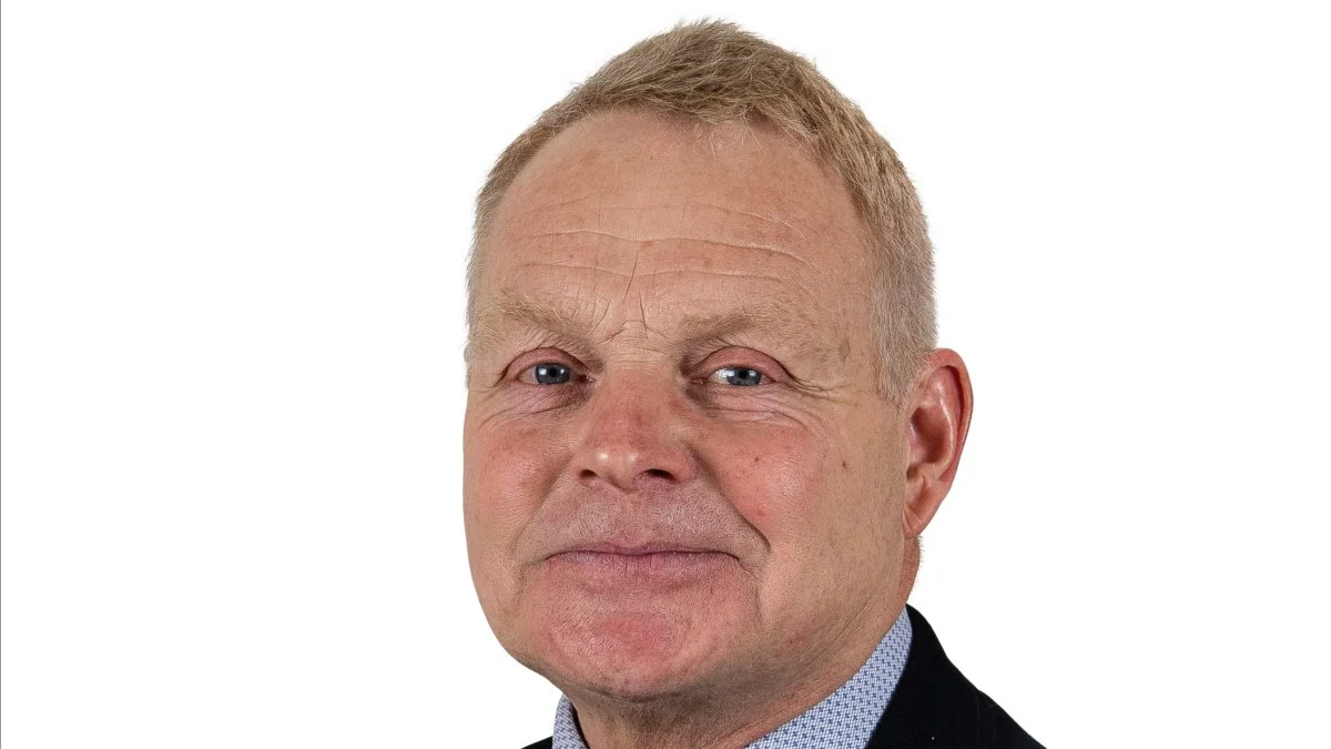 Peter Bohsen Jensen, bestyrelsesmedlem i Bæredygtigt Landbrug, Bygaden 25, Rårup, 7130 Juelsminde.

